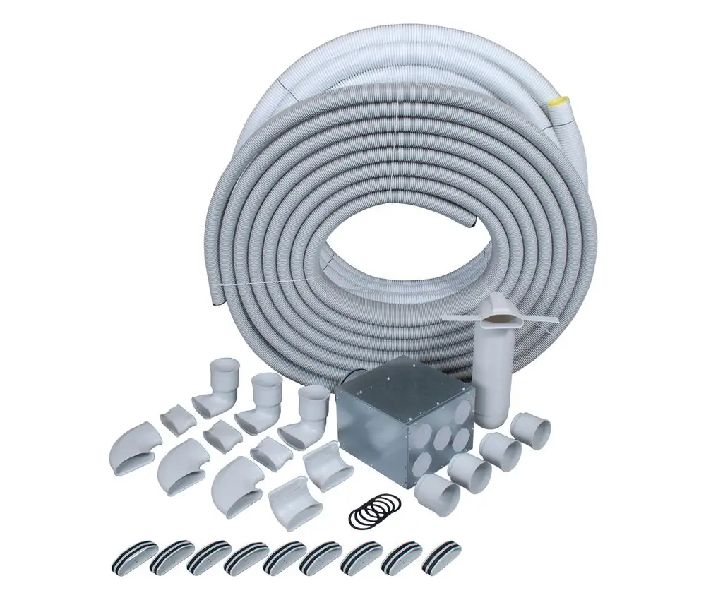 Fränkische Rohbauset mit flexiblen Schläuchen, Verbindungselementen und Montagezubehör für Luftkanalsysteme. Verschiedene Adapter und ein Verbindungsgehäuse sind enthalten.